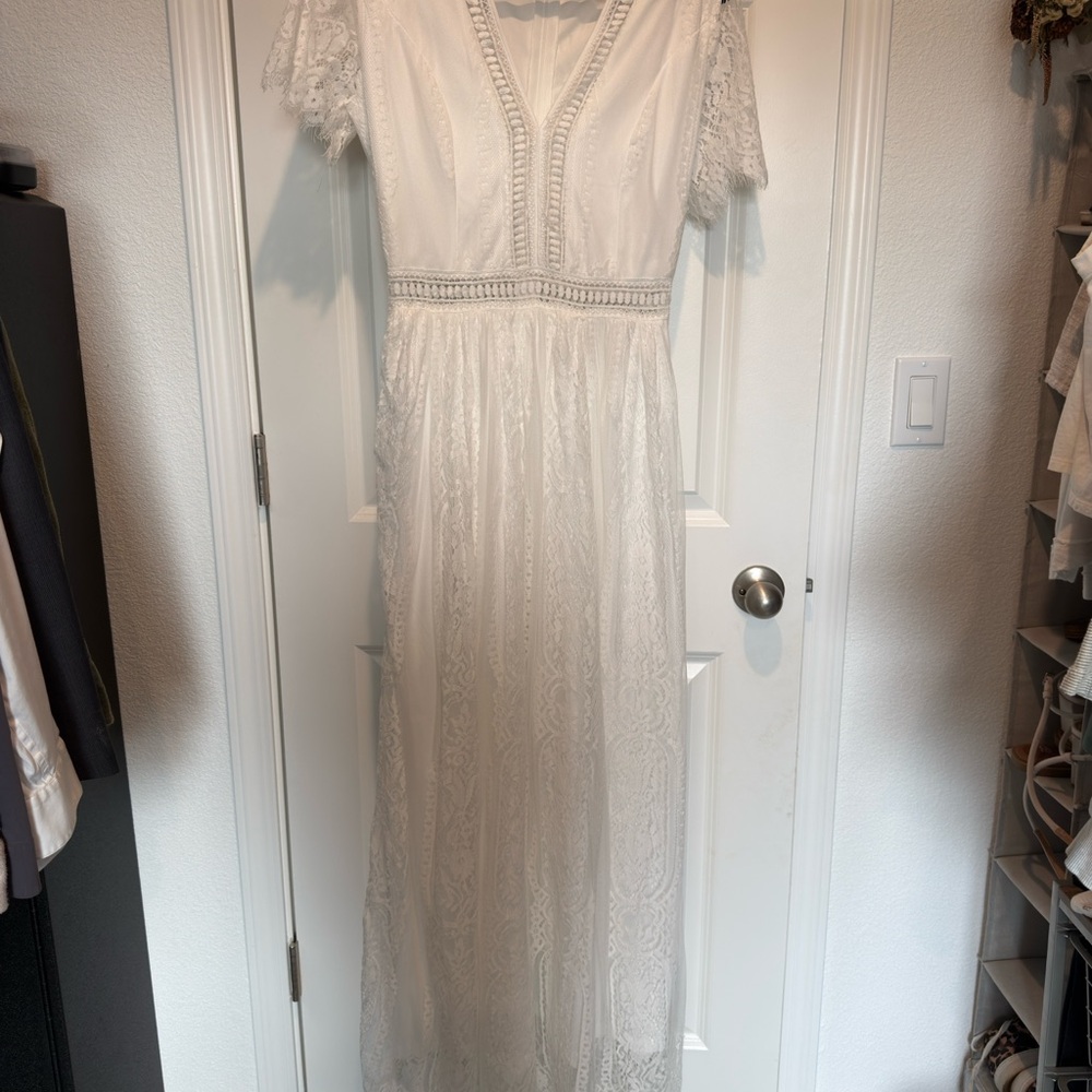 Elegant White Lace Dress